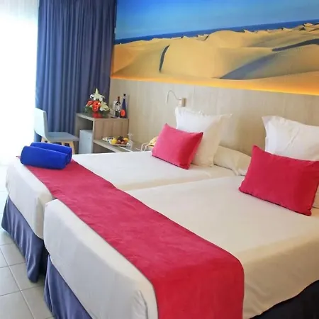 Lm Single Deluxe Con Vistas Laterales Al Mar Y Media Pension, Solo Adultos Apartment