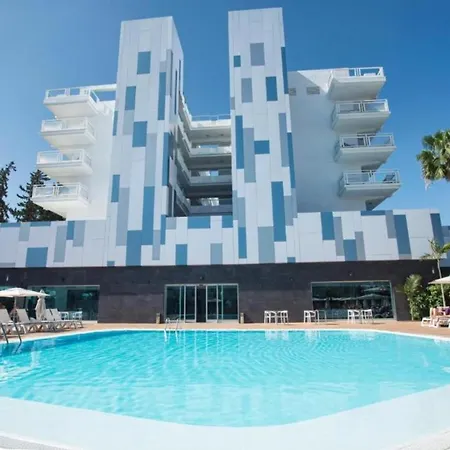 Apartment Lm Single Deluxe Con Vistas Laterales Al Mar Y Media Pension, Solo Adultos *