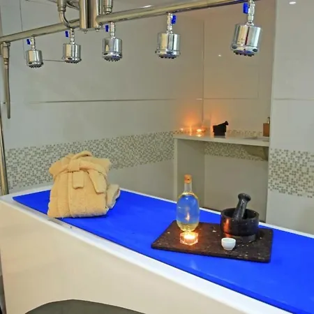 Apartment Lm Single Deluxe Con Vistas Laterales Al Mar Y Media Pension, Solo Adultos *