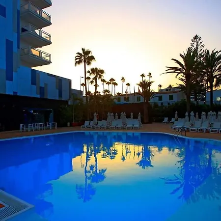 Lm Single Deluxe Con Vistas Laterales Al Mar Y Media Pension, Solo Adultos Lejlighed *