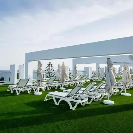 Lm Single Deluxe Con Vistas Laterales Al Mar Y Media Pension, Solo Adultos Apartmán *
