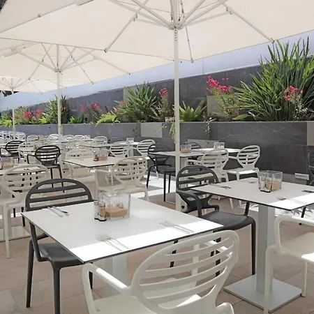 Lm Single Deluxe Con Vistas Laterales Al Mar Y Media Pension, Solo Adultos * Playa del Inglés