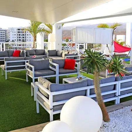 Lejlighed Lm Single Deluxe Con Vistas Laterales Al Mar Y Media Pension, Solo Adultos *