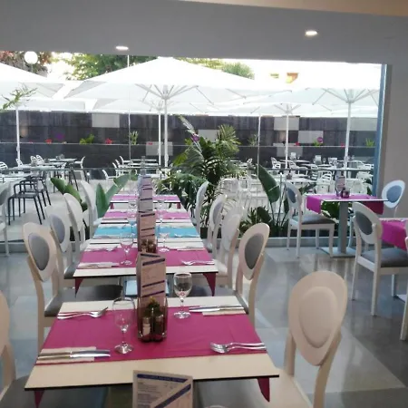 Lm Single Deluxe Con Vistas Laterales Al Mar Y Media Pension, Solo Adultos Playa del Inglés